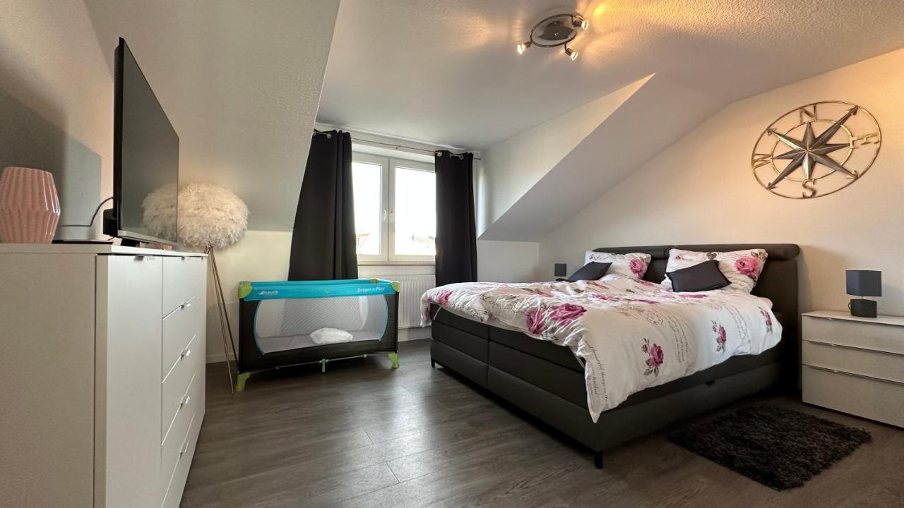 Ferienwohnung Mit Blick Aufs Meer In Wilhelmshaven Ngoại thất bức ảnh